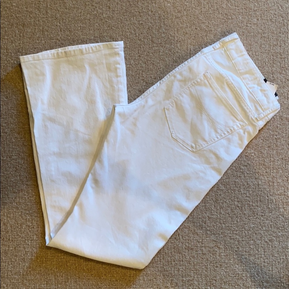 GAP Women's White Boot-Cut Jeans